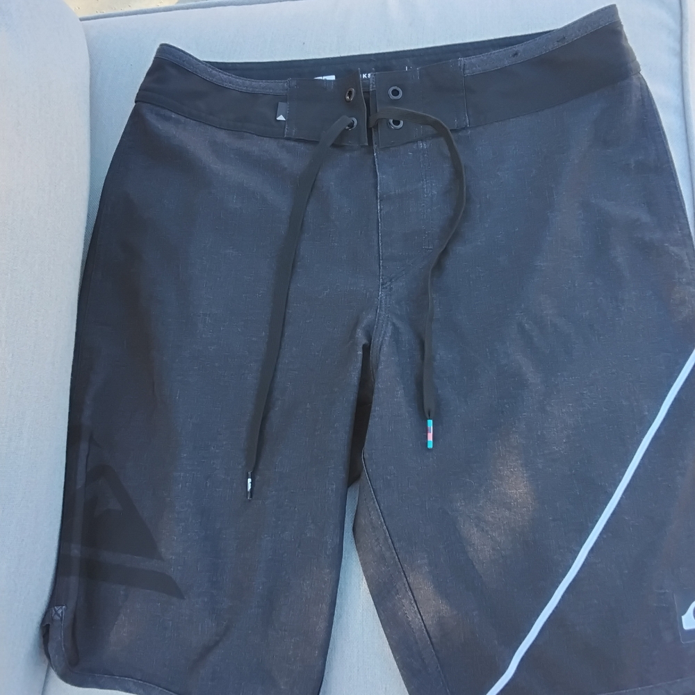 Quiksilver Black Men's Boardshorts with Subtle Trim